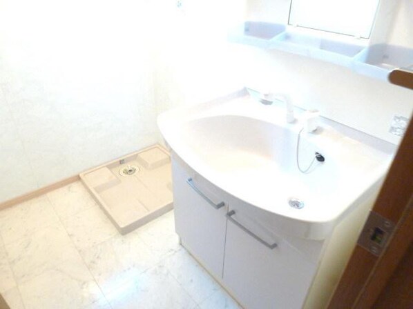 ロワールBの物件内観写真